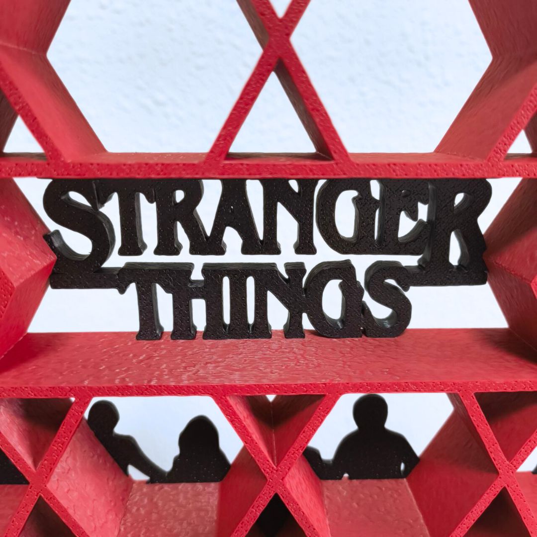 Expositor Stranger Things para figuras mini Funko de Kinder Joy