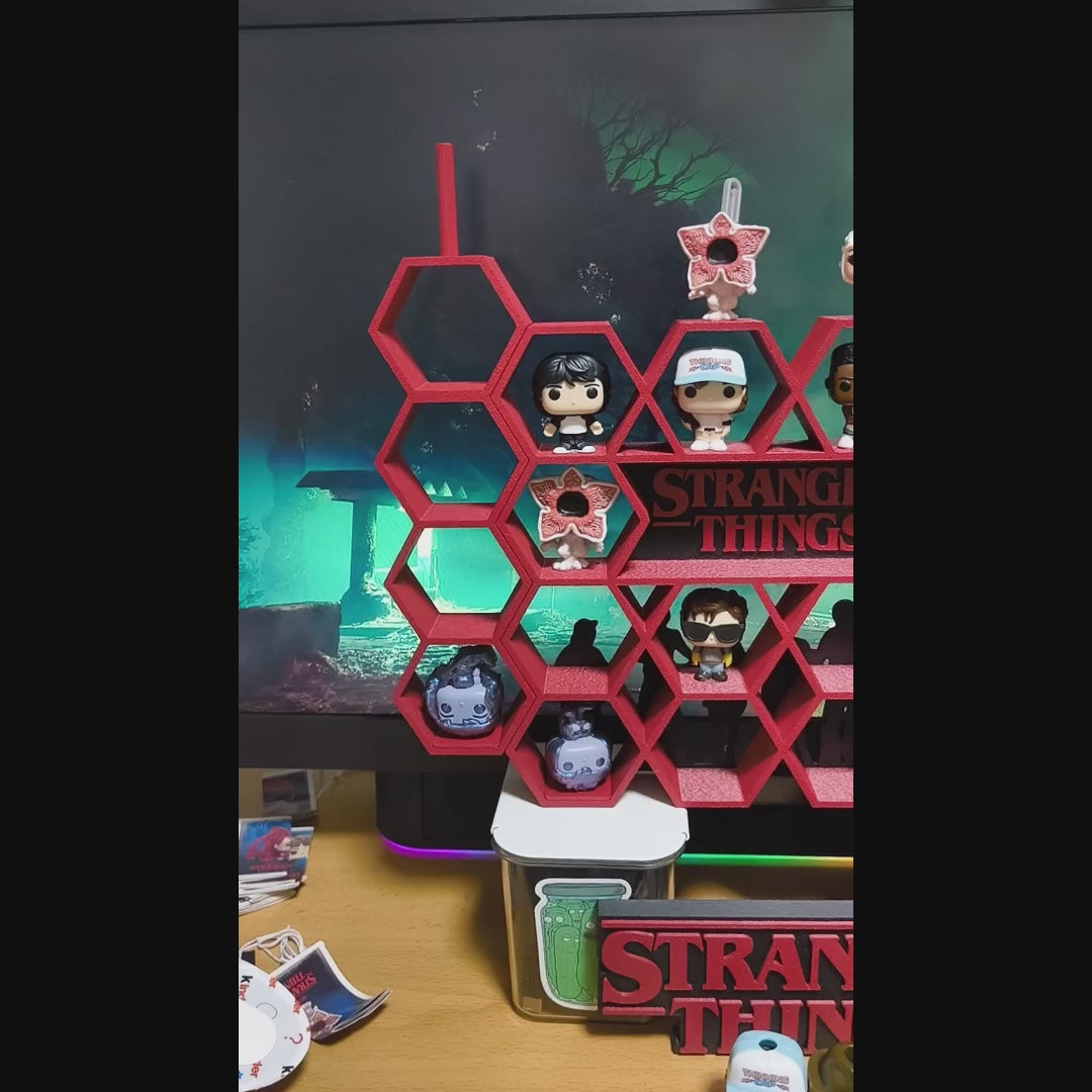 Expositor Stranger Things para figuras mini Funko de Kinder Joy